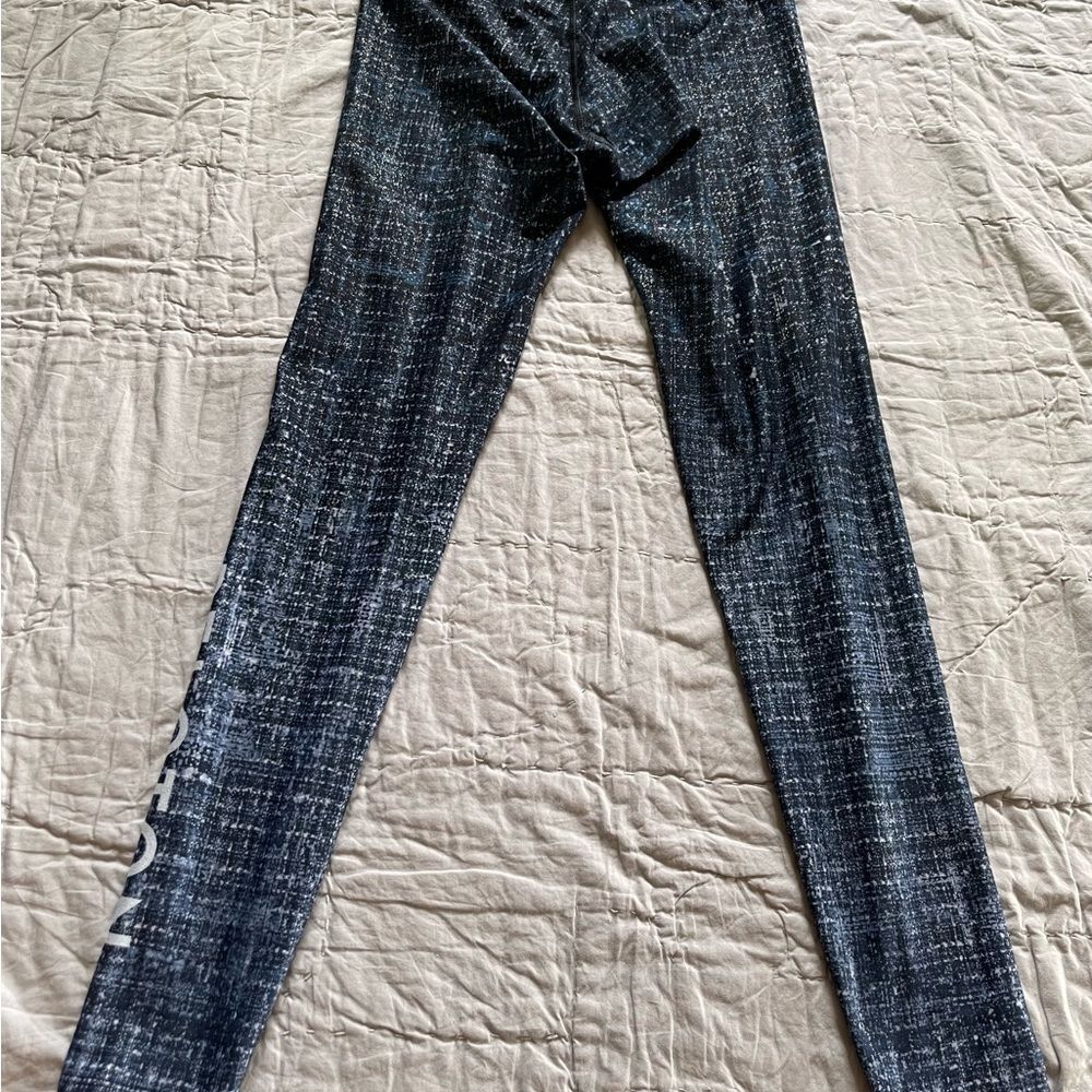 Wear It To Heart X Peloton Stardust Tweed High Rise Leggings: Blue Black - Picture 4 of 8